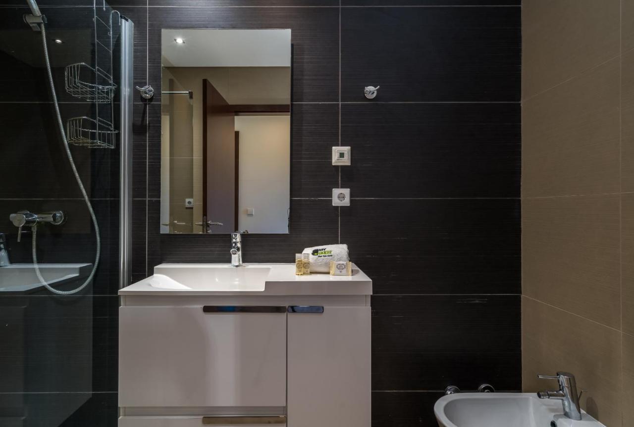 Bmyguest - Cavalo Preto *