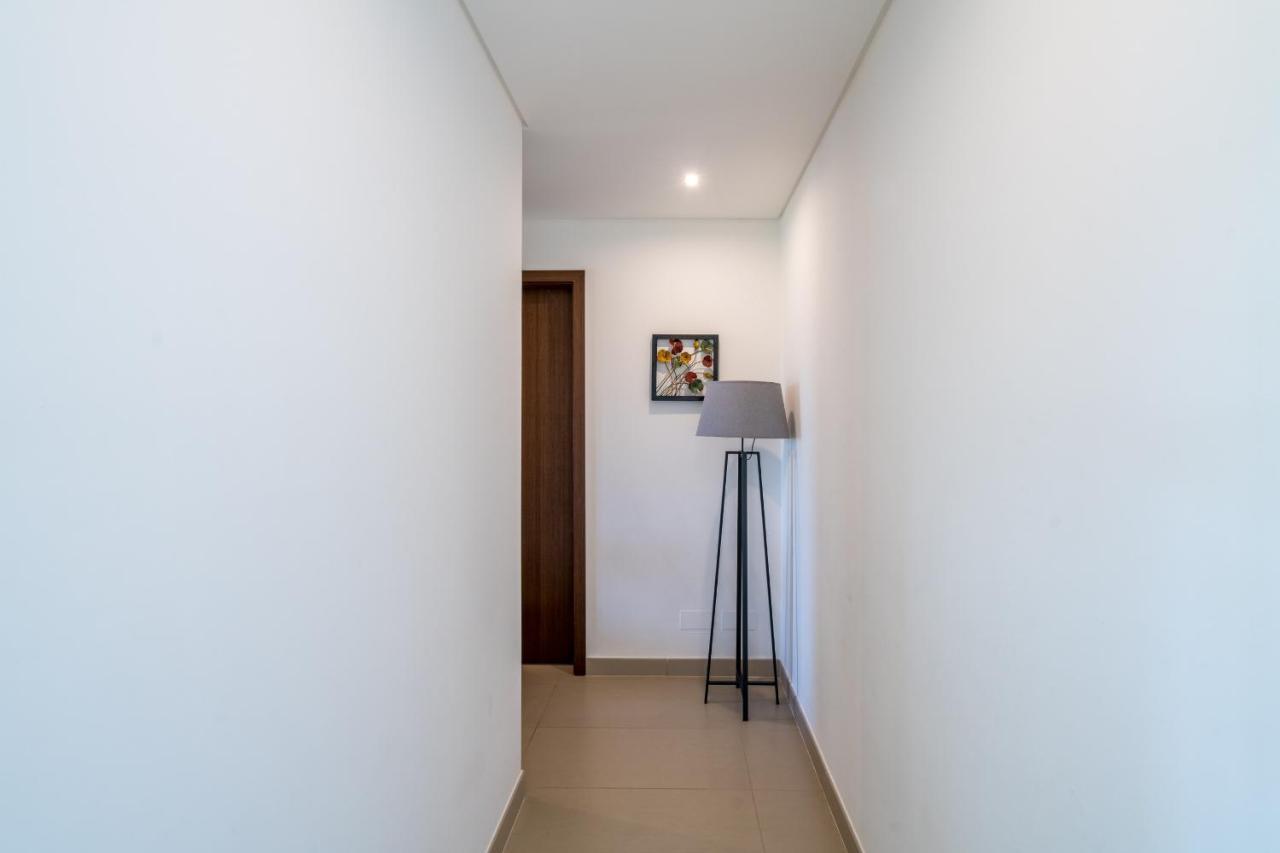 Bmyguest - Cavalo Preto Apartment *